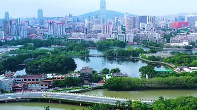 城市公园航拍广州东山湖公园视频的预览图
